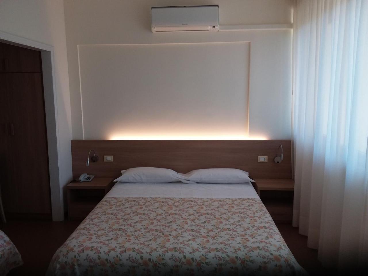 Albergo Nyers Perugia Exterior foto